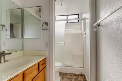 9151 W Greenway Road #Unit 252, Peoria, AZ 85381 - Photo 21