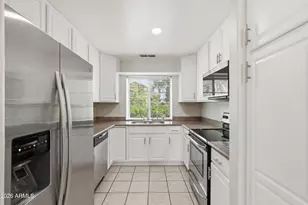 13858 N 91st Dr, Peoria, AZ 85381 - Photo 9
