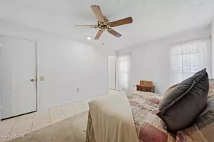 14630 N Lakeforest Dr, Sun City, AZ 85351 - Photo 11