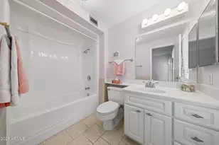 14630 N Lakeforest Dr, Sun City, AZ 85351 - Photo 13