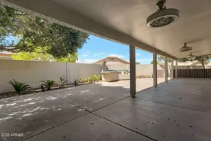 10773 W Tonopah Dr, Peoria, AZ 85373 - Photo 19
