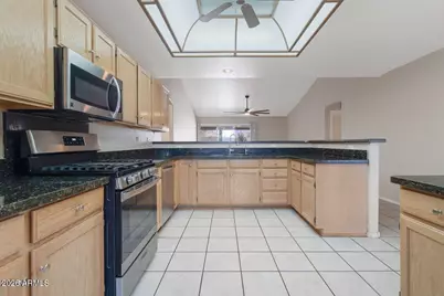 10773 W Tonopah Drive, Peoria, AZ 85373 - Photo 3
