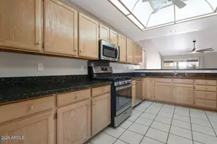10773 W Tonopah Dr, Peoria, AZ 85373 - Photo 5