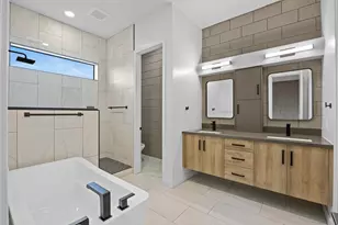 377 E Windsor Ave, Phoenix, AZ 85004 - Photo 3
