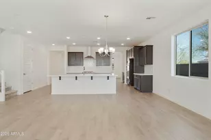 10839 N 156th Dr, Surprise, AZ 85379 - Photo 11
