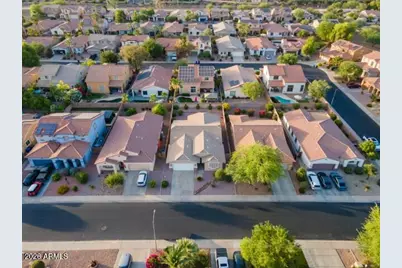 17636 W Maui Lane, Surprise, AZ 85388 - Photo 39