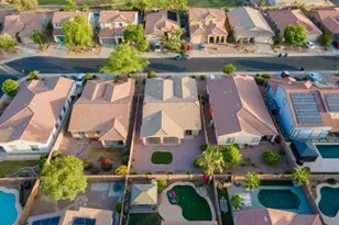 17636 W Maui Ln, Surprise, AZ 85388 - Photo 39