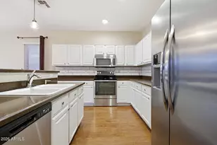 17636 W Maui Ln, Surprise, AZ 85388 - Photo 5
