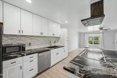 6056 N 30th Avenue, Phoenix, AZ 85017 - Photo 11
