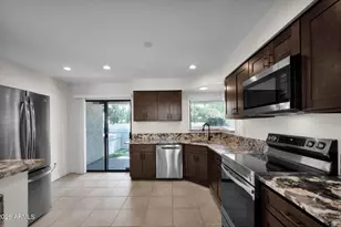 8434 E San Bernardo Dr, Scottsdale, AZ 85258 - Photo 7