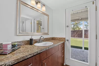 422 W Eva Street, Phoenix, AZ 85021 - Photo 27