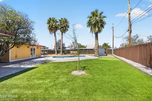 422 W Eva St, Phoenix, AZ 85021 - Photo 35