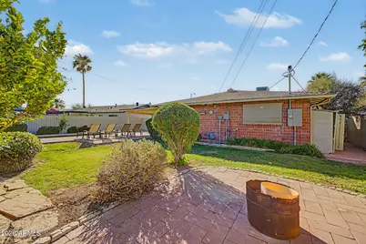 8453 E Rancho Vista Drive, Scottsdale, AZ 85251 - Photo 27