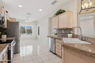16202 W Tapatio Dr, Surprise, AZ 85374 - Photo 15
