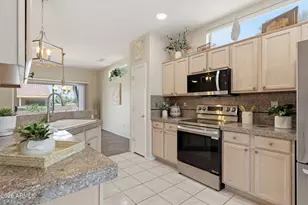 16202 W Tapatio Dr, Surprise, AZ 85374 - Photo 17