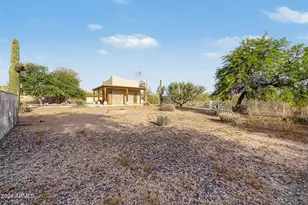 1723 E Dolores Rd, Phoenix, AZ 85086 - Photo 55