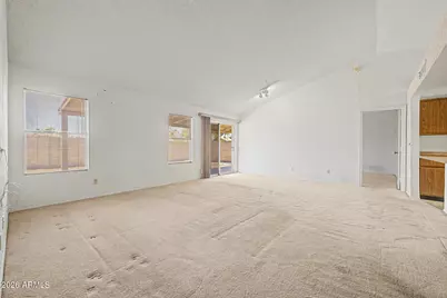 4407 W Yorkshire Drive, Glendale, AZ 85308 - Photo 7