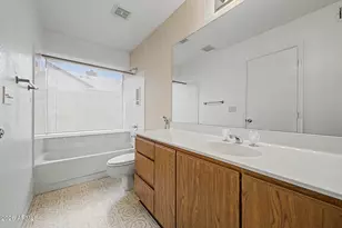 4407 W Yorkshire Dr, Glendale, AZ 85308 - Photo 21