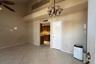 8888 N 47th Ave, Glendale, AZ 85302 - Photo 3