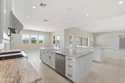 11103 N Julian Street, Surprise, AZ 85388 - Photo 7