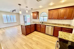 1418 S Portland Ave, Gilbert, AZ 85296 - Photo 11
