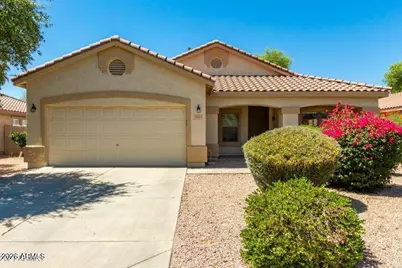 3564 E Santa Fe Lane, Gilbert, AZ 85297 - Photo 1
