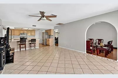 5834 W Mescal Street, Glendale, AZ 85304 - Photo 13