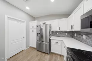 9859 W Salter Dr, Peoria, AZ 85382 - Photo 29