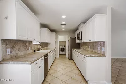13408 N 33rd Avenue, Phoenix, AZ 85029 - Photo 11