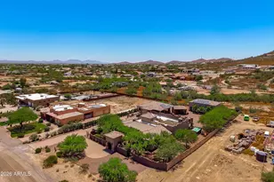 1823 W Maddock Rd, Phoenix, AZ 85086 - Photo 117