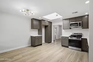 1818 E Monterey Way, Phoenix, AZ 85016 - Photo 9