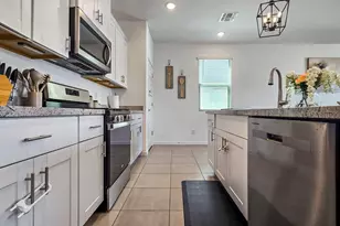 8820 W Agora Ln, Tolleson, AZ 85353 - Photo 11
