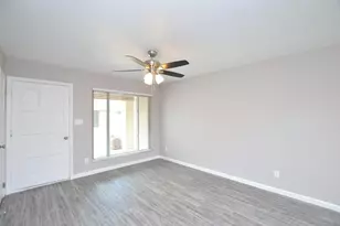 785 N Arrowhead Dr, Chandler, AZ 85224 - Photo 5