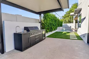 8436 E Rosewood Ln, Scottsdale, AZ 85251 - Photo 31