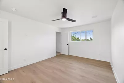 8737 E Valley Vista Drive, Scottsdale, AZ 85250 - Photo 17