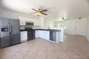 902 E Desert Moon Trail, San Tan Valley, AZ 85143 - Photo 9