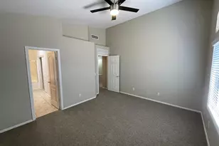 10541 W Almeria Rd, Avondale, AZ 85392 - Photo 7