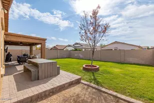 10811 W El Cortez Pl, Peoria, AZ 85383 - Photo 13