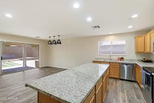 8744 W Lone Cactus Dr, Peoria, AZ 85382 - Photo 7