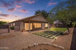 8744 W Lone Cactus Dr, Peoria, AZ 85382 - Photo 3