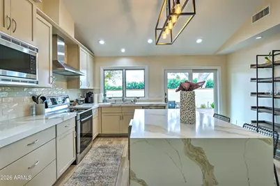 7833 E Foxmore Lane, Scottsdale, AZ 85258 - Photo 11