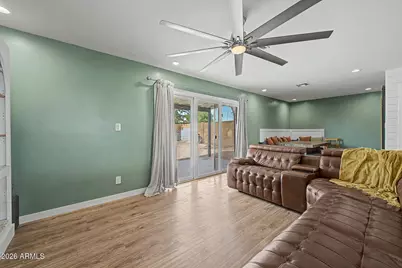 1026 W Halstead Drive, Phoenix, AZ 85023 - Photo 9
