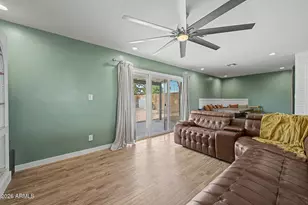 1026 W Halstead Dr, Phoenix, AZ 85023 - Photo 9