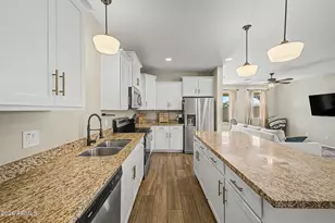 17575 W Country Club Terrace, Surprise, AZ 85387 - Photo 5