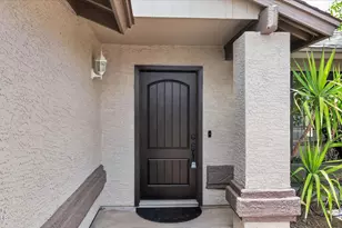 276 S Cypress Ct, Chandler, AZ 85226 - Photo 5