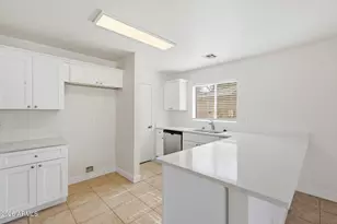 12374 W Heatherbrae Dr, Avondale, AZ 85392 - Photo 5