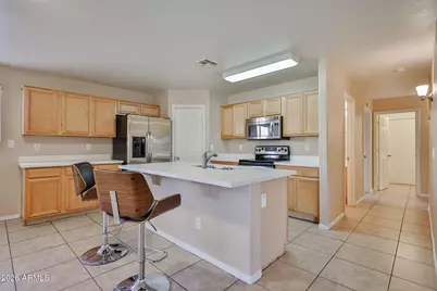 16176 W Statler Street, Surprise, AZ 85374 - Photo 7