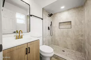 4837 W Highland Ave, Phoenix, AZ 85031 - Photo 23