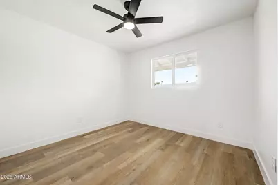 4837 W Highland Avenue, Phoenix, AZ 85031 - Photo 23