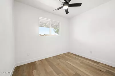 4837 W Highland Avenue, Phoenix, AZ 85031 - Photo 25